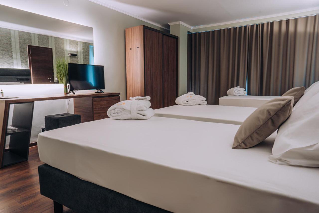 Inex Olgica Hotel & Spa オフリド エクステリア 写真